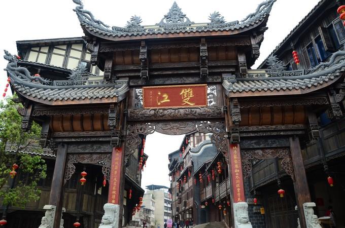 《她和她的群岛》三姐妹三种婚姻困境？坚持自我难，爱才是救赎！
